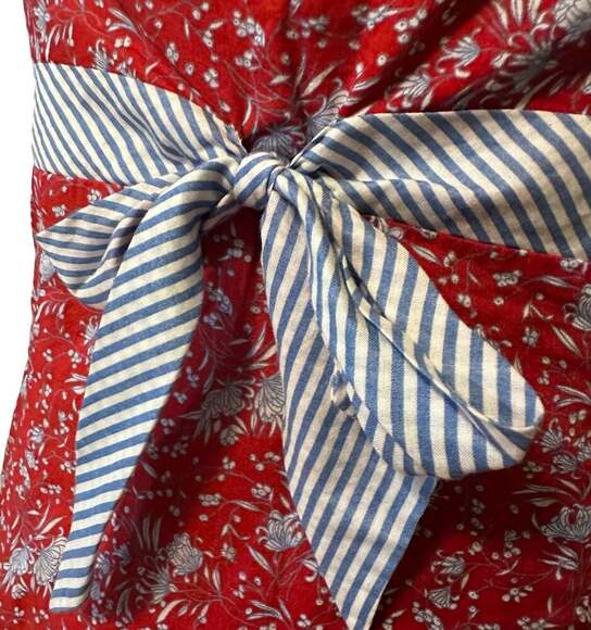 Ann Taylor - Picture 9 of 10